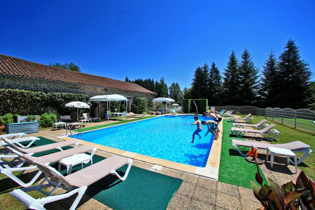 Hotellerie De Plein Air Camping Leychoisier Bonnac-la-Côte Εξωτερικό φωτογραφία